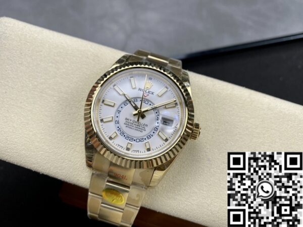 Noob Sky Dweller Watch Rolex M326938-0005 White Dial