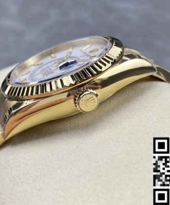 Noob Sky Dweller Watch Rolex M326938-0005 White Dial