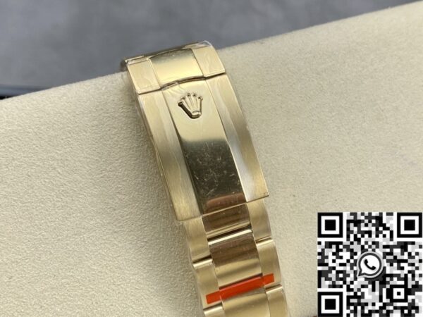 Noob Sky Dweller Watch Rolex M326938-0005 White Dial