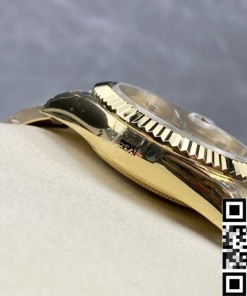 Rolex Sky Dweller Watches M326933-0009 Golden Noob Factory