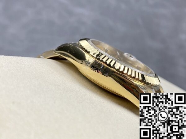 Rolex Sky Dweller Watches M326933-0009 Golden Noob Factory