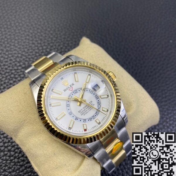 Noob Factory Replica Rolex Sky Dweller M326933-0009 White Dial