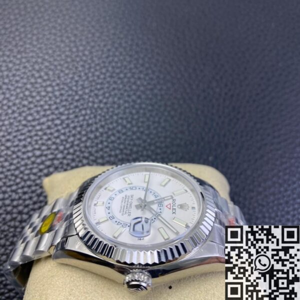 Rolex Sky Dweller Oyster M326934-0002 White Dial Noob Factory