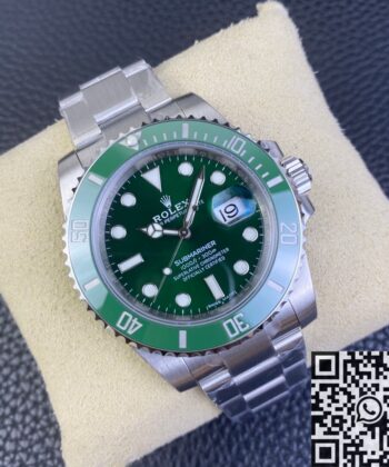 Submariner Rolex 116610LV-0002 Green Dial Size 40mm Watch
