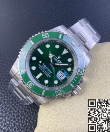 Submariner Rolex 116610LV-0002 Green Dial Size 40mm Watch