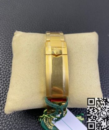 Rolex Submariner Date 116618LN-97208 Gold Watch Size 40mm