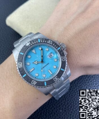Rolex Men's Submariner​ Custom Tiffany Blue Size 40mm Watch