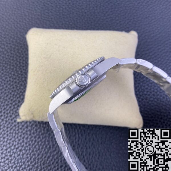 Rolex Submariner Replica Custom Carbon Fiber Dial Size 40mm