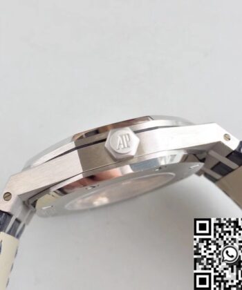 Audemars Piguet Royal Oak Diver 15452BC.ZZ.D019CR.01 41mm