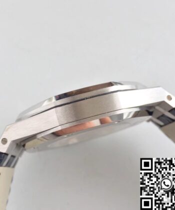 Audemars Piguet Royal Oak Diver 15452BC.ZZ.D019CR.01 41mm