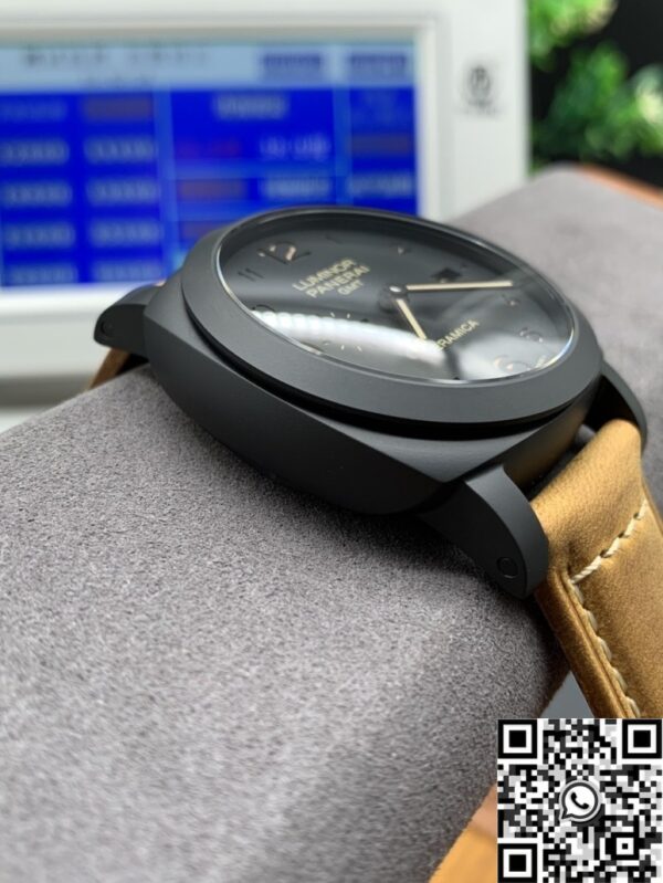 VS Factory Panerai Watch Luminor PAM441 Black Ceramic Case
