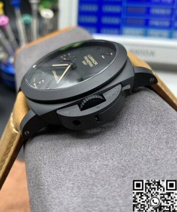 VS Factory Panerai Watch Luminor PAM441 Black Ceramic Case