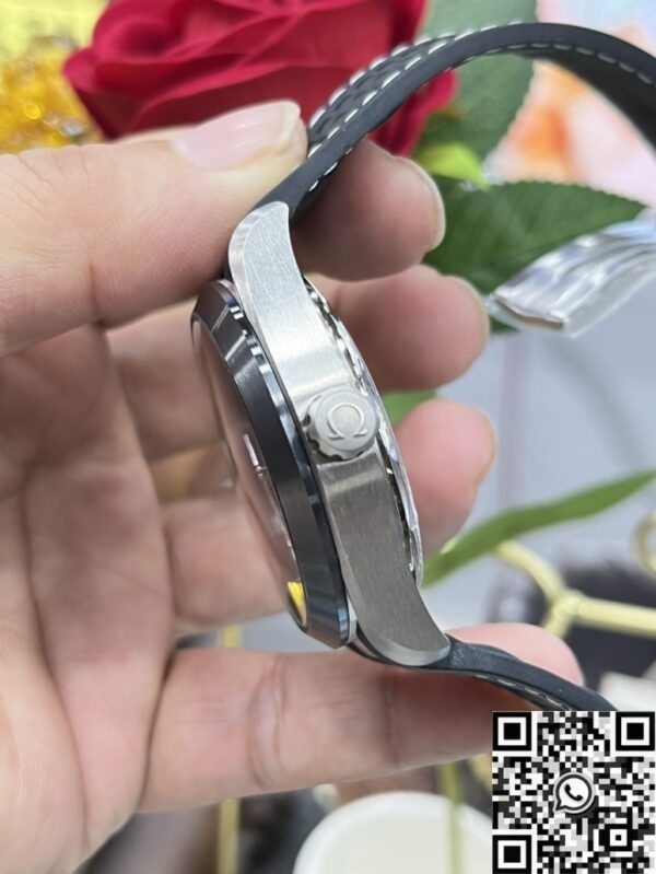 Omega Seamaster 220.92.43.22.99.001 Ceramic Grey Dial Watch