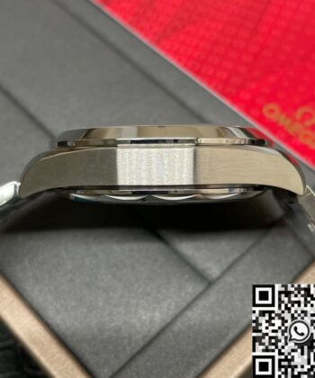 Omega Seamaster Vintage 220.10.43.22.03.001 Blue Dial Watch
