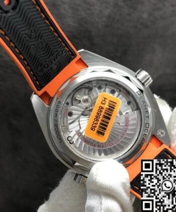 Omega Professional Seamaster 600M Diver 215.32.44.21.01.001