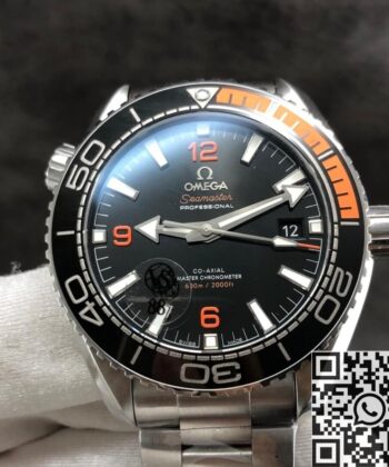Omega Seamaster Black Diver 600M 215.30.44.21.01.002