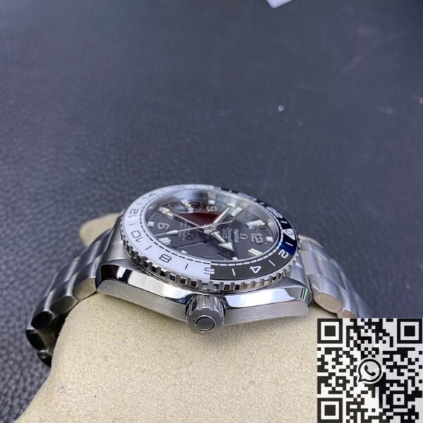 Omega Seamaster Automatic Watch​ 600M 215.30.44.22.01.001
