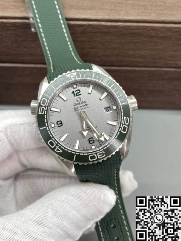 Omega Seamaster Worldtimer​ Diver 600M 215.32.44.21.06.001
