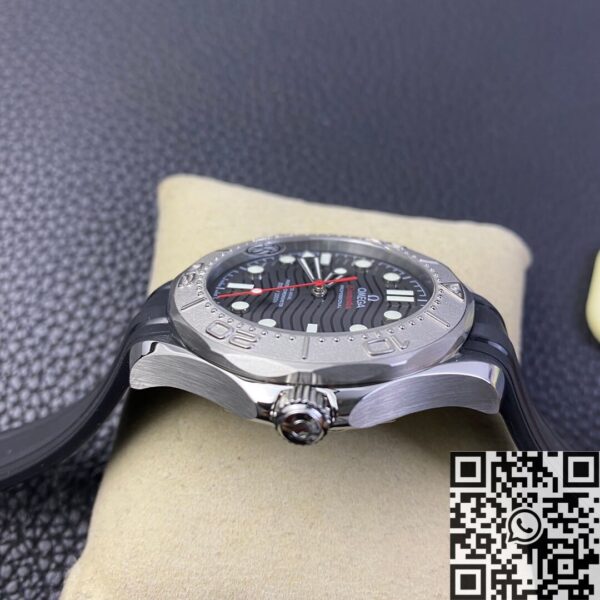 Omega Seamaster Black Watch Diver 300M 210.32.42.20.01.002
