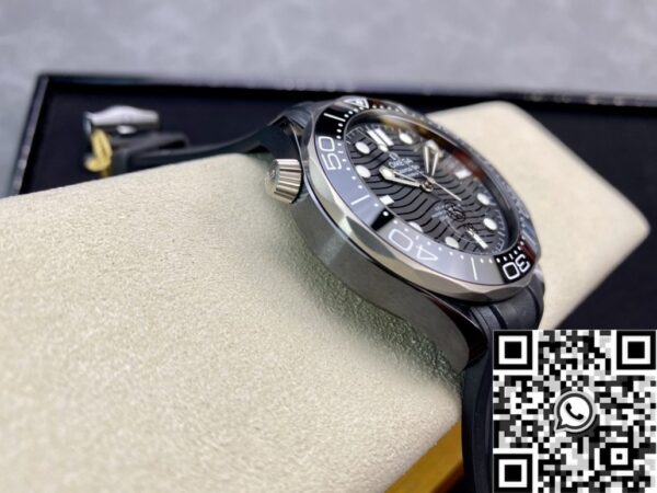 Omega Seamaster 300 Black 210.92.44.20.01.001 Ceramic