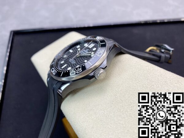 Omega Seamaster 300 Black 210.92.44.20.01.001 Ceramic