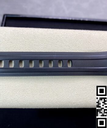 Omega Seamaster 300 Black 210.92.44.20.01.001 Ceramic