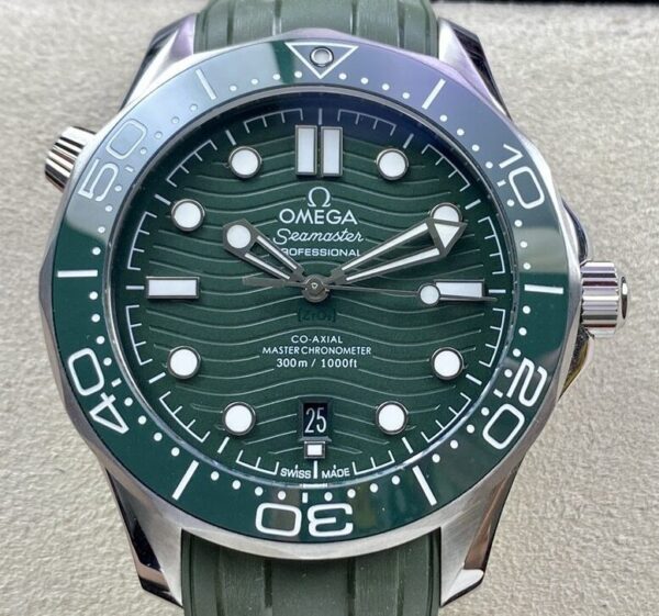 Green Omega Seamaster Diver 300M 210.32.42.20.10.001