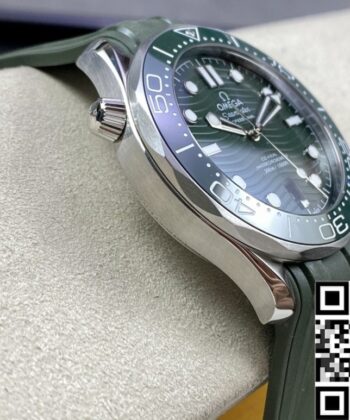 Green Omega Seamaster Diver 300M 210.32.42.20.10.001