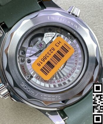 Green Omega Seamaster Diver 300M 210.32.42.20.10.001