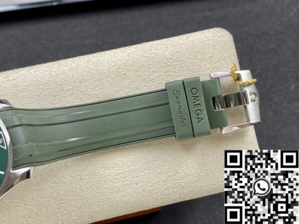 Green Omega Seamaster Diver 300M 210.32.42.20.10.001