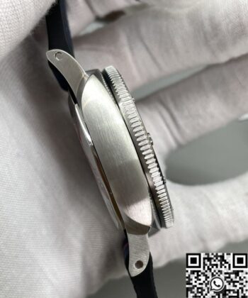 Panerai Luminor Submersible PAM01391 Size 44mm VS Factory