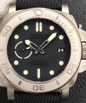 Panerai Submersible Watch PAM00984 Matte Eco-Titanium™