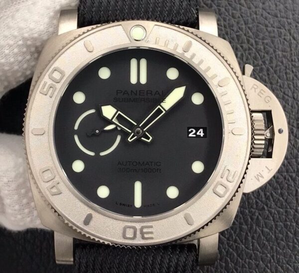 Panerai Submersible Watch PAM00984 Matte Eco-Titanium™