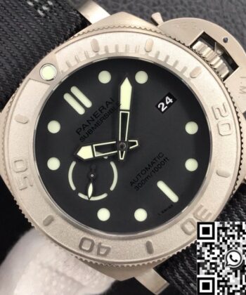 Panerai Submersible Watch PAM00984 Matte Eco-Titanium™