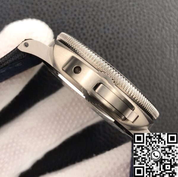 Panerai Submersible Watch PAM00984 Matte Eco-Titanium™