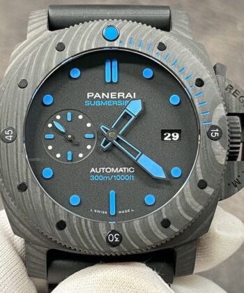 Panerai Submersible Replica PAM01616 Black Dial Size 47mm