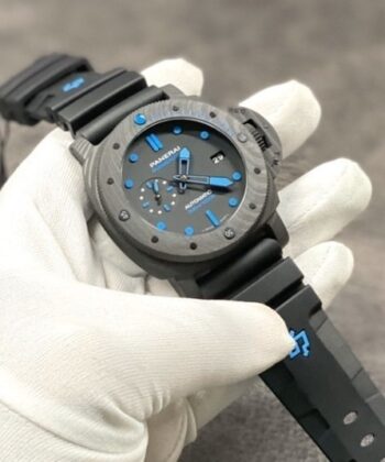 Panerai Submersible Replica PAM01616 Black Dial Size 47mm