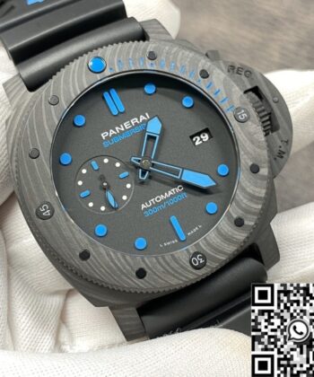 Panerai Submersible Replica PAM01616 Black Dial Size 47mm