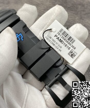 Panerai Submersible Replica PAM01616 Black Dial Size 47mm