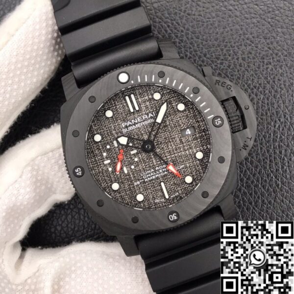 Panerai Submersible Watches GMT PAM01039 Gray Dial 47mm