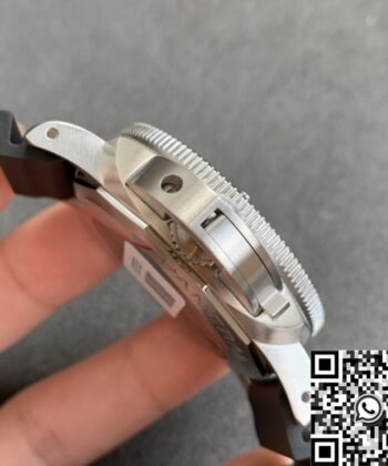Submersible Fake Watch Panerai PAM01209 Black Dial Size 42mm