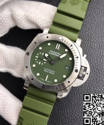 New Panerai Submersible​ PAM01055 Green Dial Size 42mm