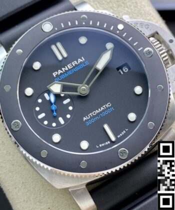 Panerai Fake Watch Submersible PAM00683 Black Dial Size 42mm