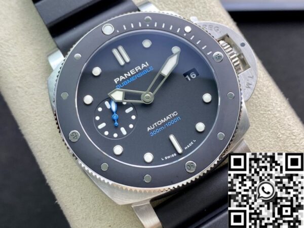 Panerai Fake Watch Submersible PAM00683 Black Dial Size 42mm