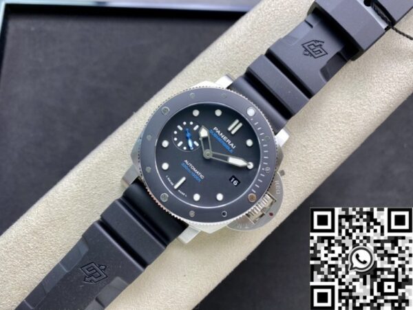 Panerai Fake Watch Submersible PAM00683 Black Dial Size 42mm