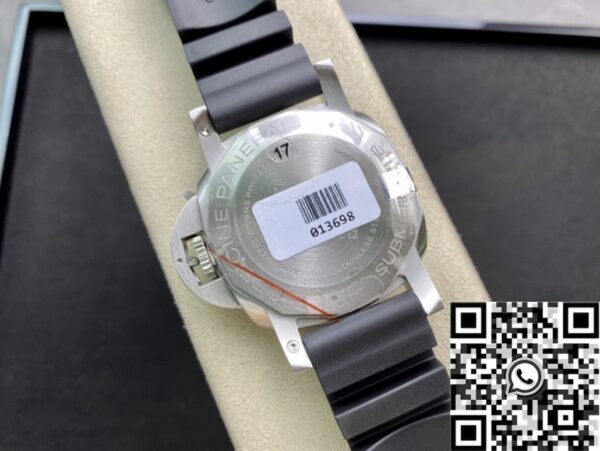 Panerai Fake Watch Submersible PAM00683 Black Dial Size 42mm