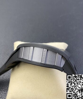 Men's Richard Mille RM011 Blue Dial Carbon Fiber Watch Case