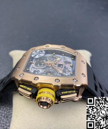 Replicas Richard Mille RM011 Rose Gold Black Rubber Strap Case