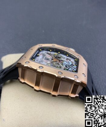 Replicas Richard Mille RM011 Rose Gold Black Rubber Strap Case