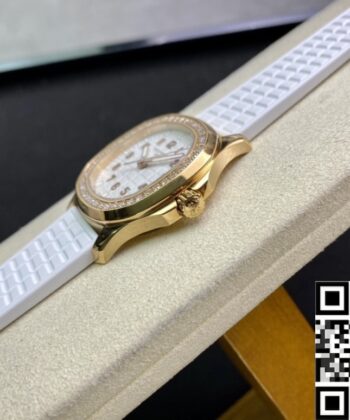 Patek Philippe Watch Aquanaut 5067A Women’s Rose Gold